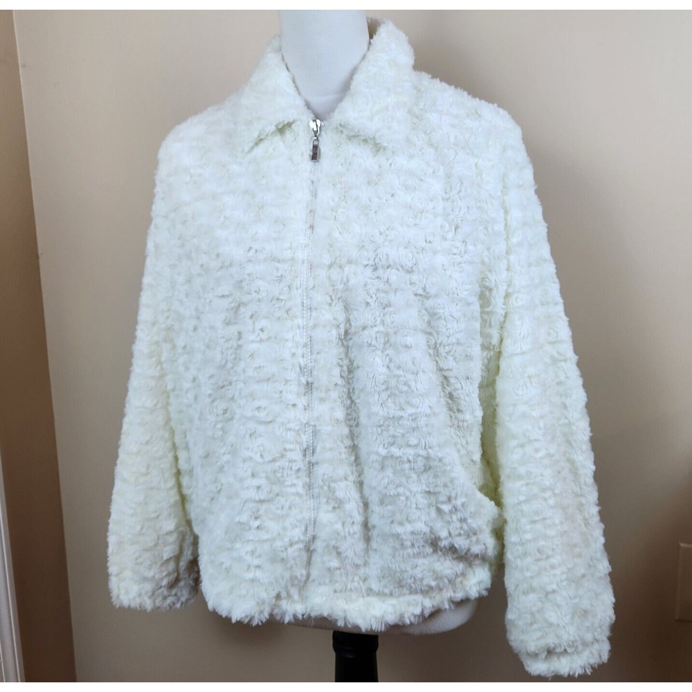 Alfred Dunner Floral Rose Jacket Womens Petite Medium Ivory White Faux Fur Coat